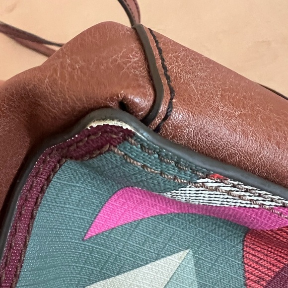 Fossil Coated Canvas Leather Trim  Chevron Campbell Triple Zip Crossbody Bag - Picture 6 of 16